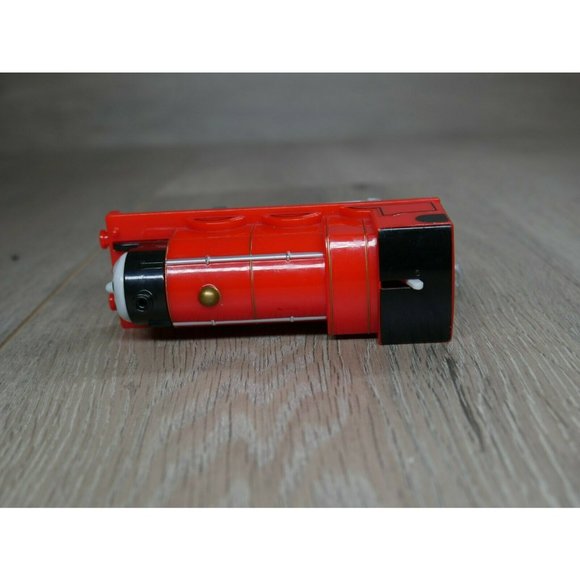 Thomas & Friends Trackmaster James Motorized 6-inch Locomotive - Picture 7 of 7